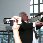 5. Sounddesignforum - Frankfurter Tor - Lounge im Turm - Jürgen Fleischhauer spielt die BeTon-Geige